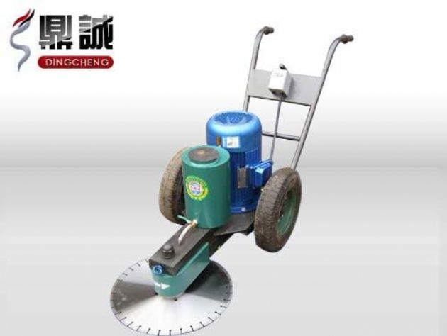 點(diǎn)擊查看詳細(xì)信息<br>標(biāo)題：手推式切樁機(jī) 閱讀次數(shù)：12982