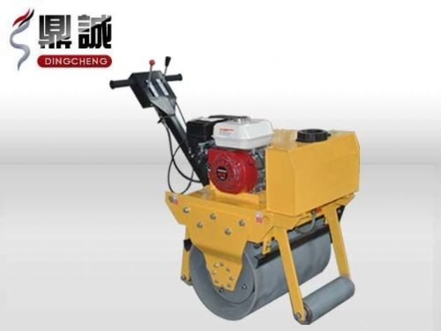 點(diǎn)擊查看詳細(xì)信息<br>標(biāo)題：輕型手扶式單鋼輪壓路機(jī) 閱讀次數(shù)：12326
