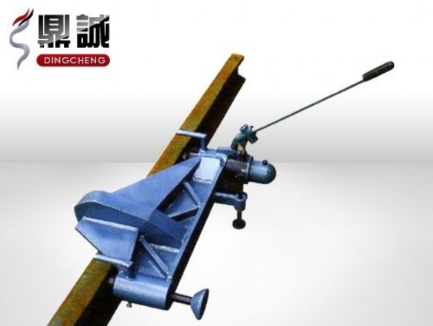 點擊查看詳細(xì)信息<br>標(biāo)題：水平液壓彎軌機(jī) 閱讀次數(shù)：4654